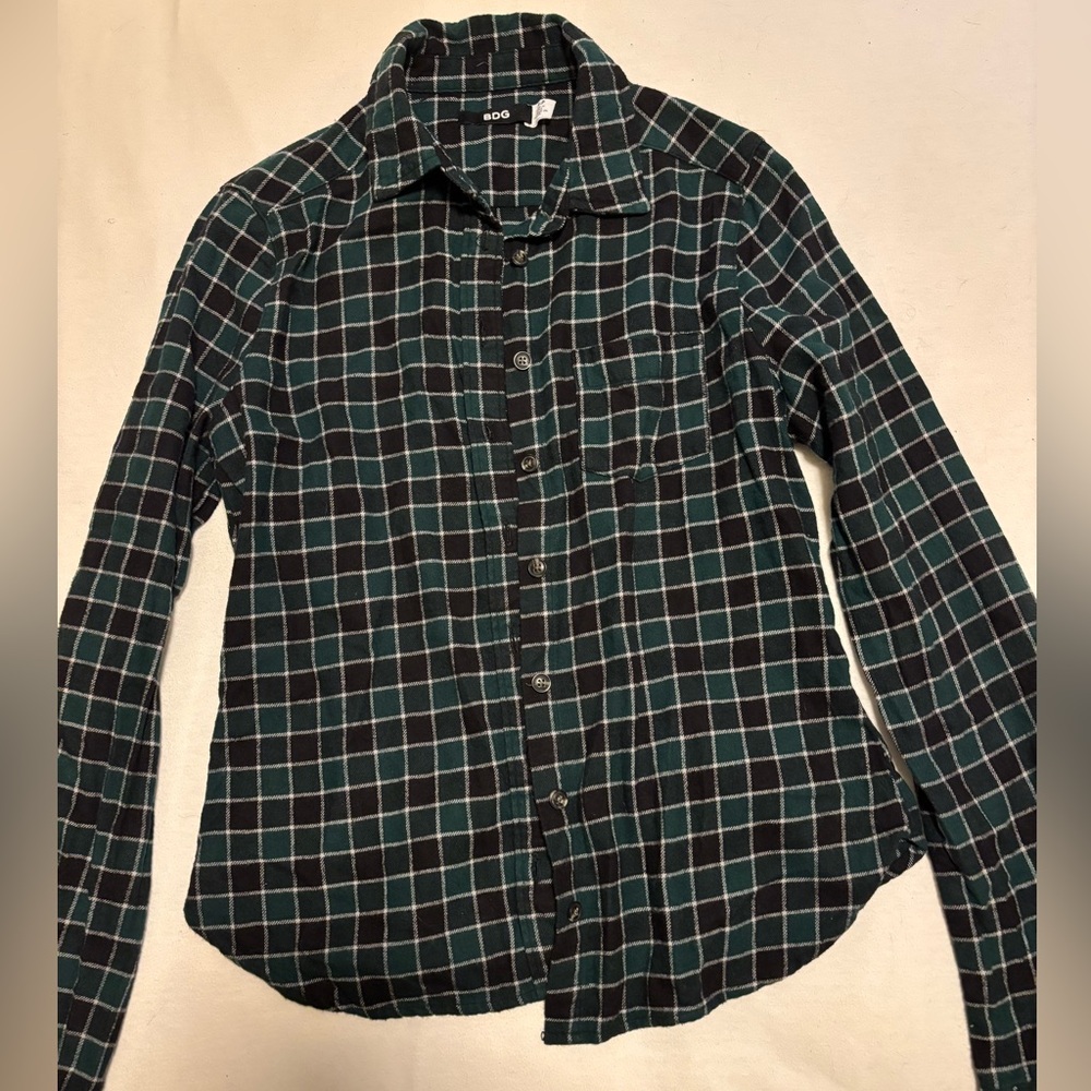 BDG Shirt Womens Small Green Black Plaid Flannel Button Down Long Sleeve Casual